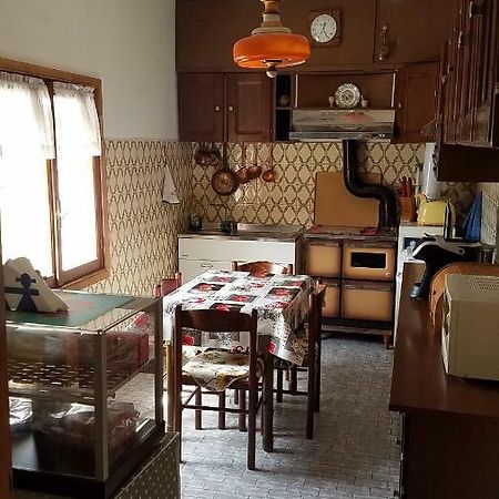 Casa Vacanze Da Oscar Villa Triora Bagian luar foto